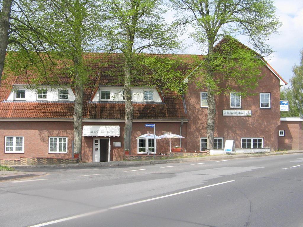 Hotel Landpension Strenz - Monteurunterkunft Lüssow Exterior foto